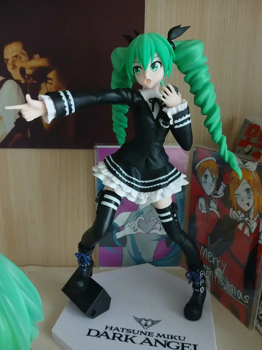 Hatsune Miku Dark Angel Bishoujo Figure