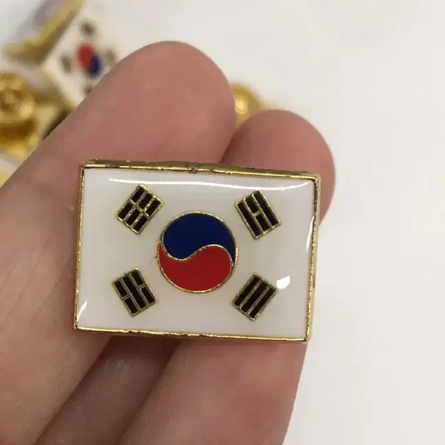 태극기 뱃지 대한민국 2*1.4cm