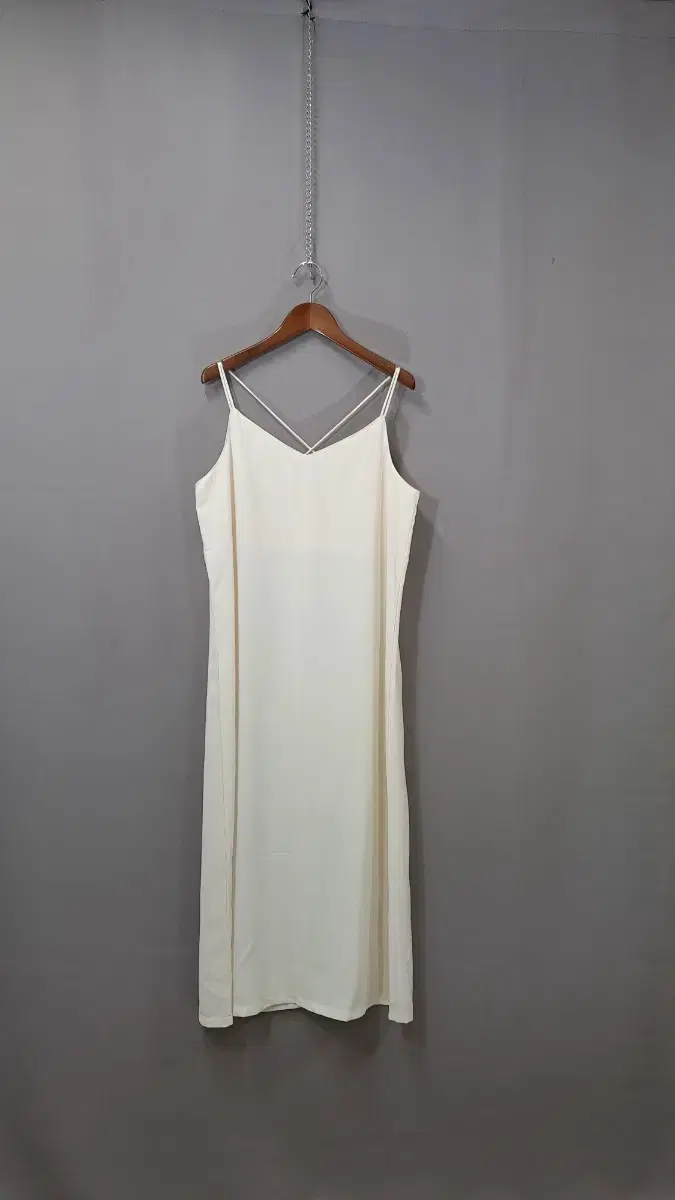 X STRING-NECK LONG ONE-PIECE