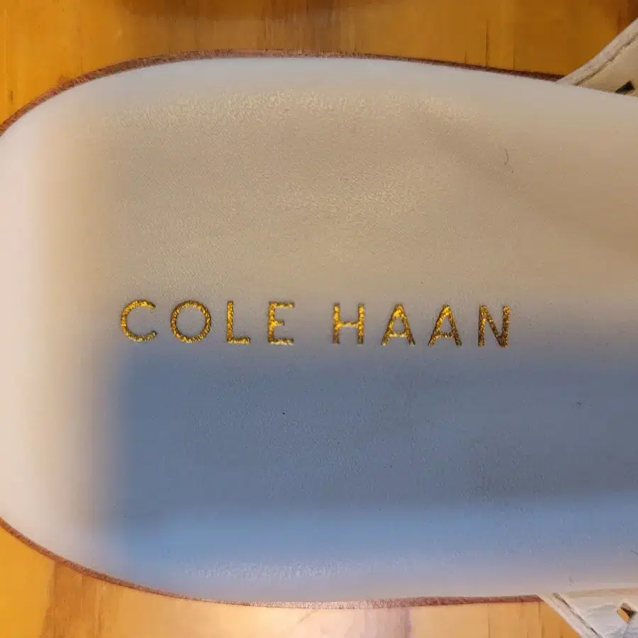 콜 한 COLE HAAN 여성 샌들 240