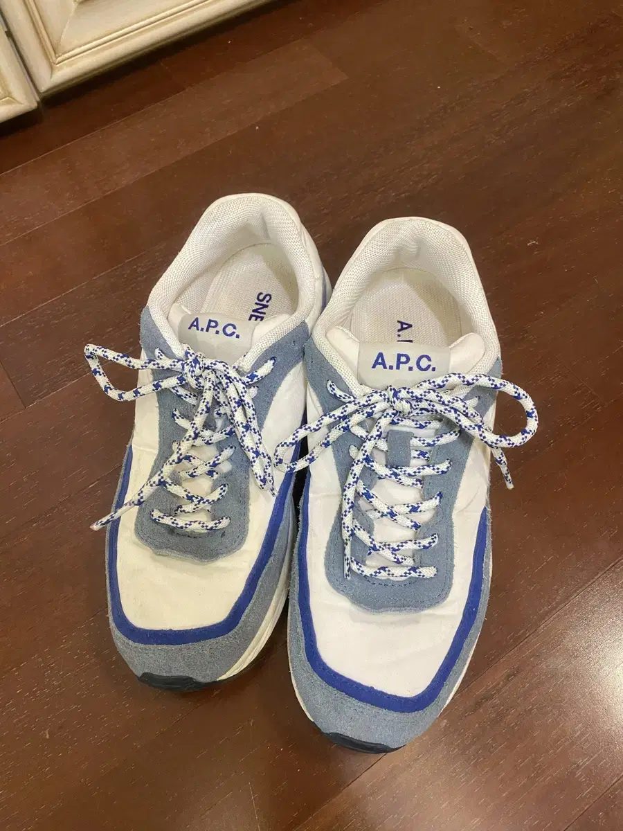 아페쎄 a.p.c 39사이즈