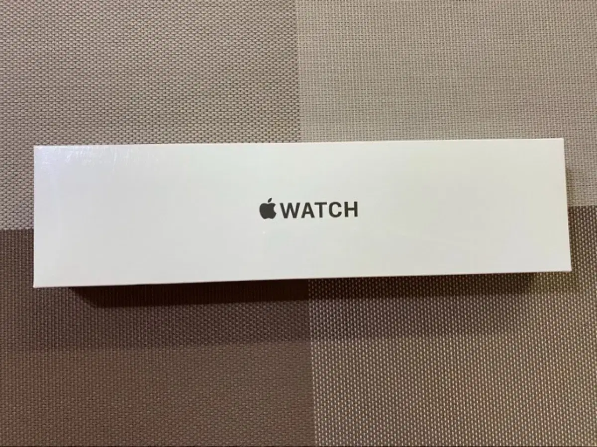 Apple Watch SE 40mm [Full Box]