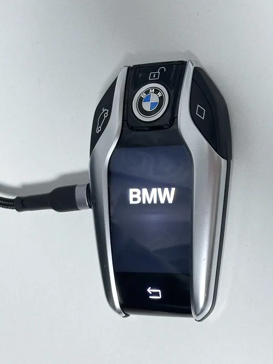 BMW 디스플레이 차키