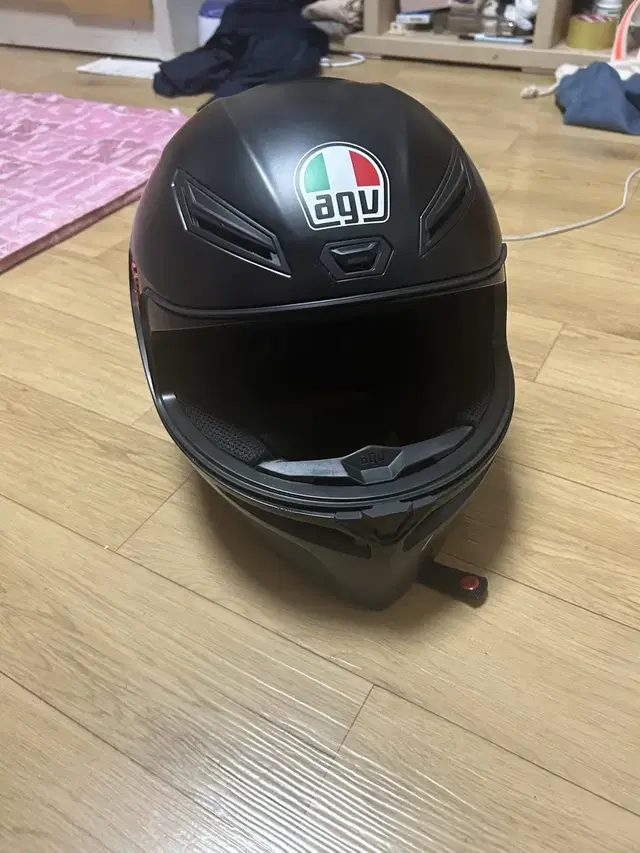 AGV K1 s 무광 블랙 오토바이 헬멧 팝니다