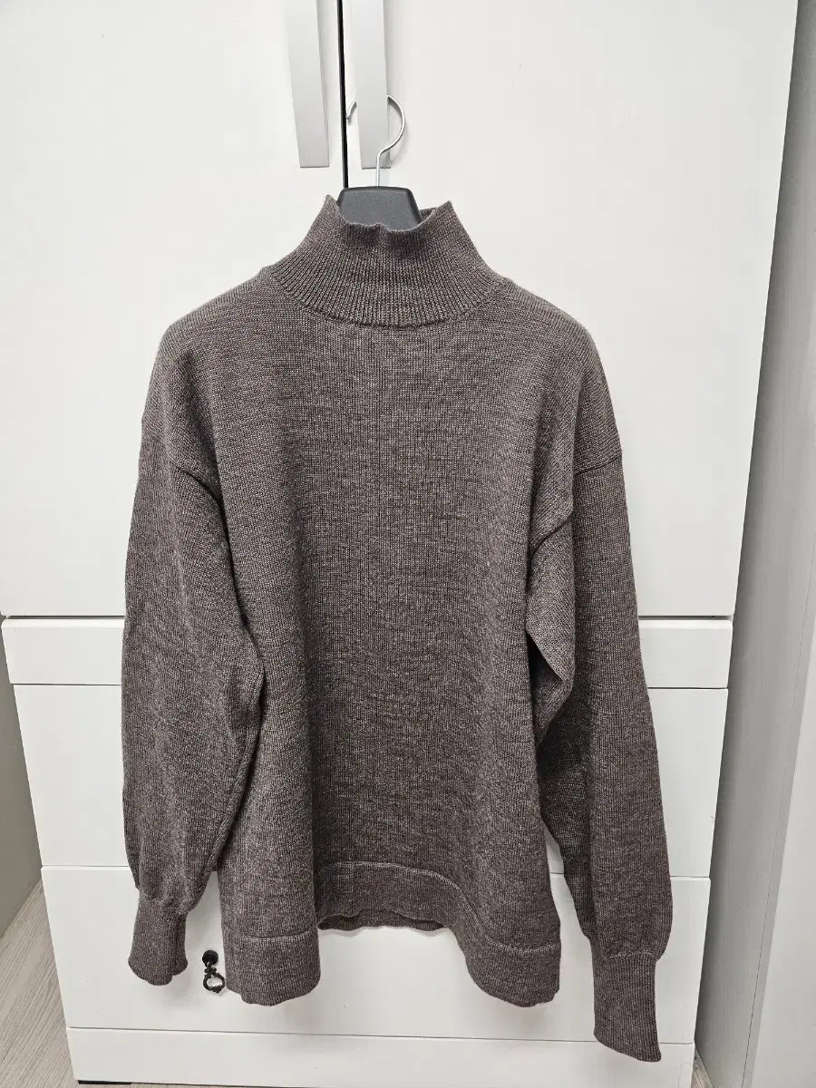 Quick sale) Maison Margiela turtleneck knit for sale.