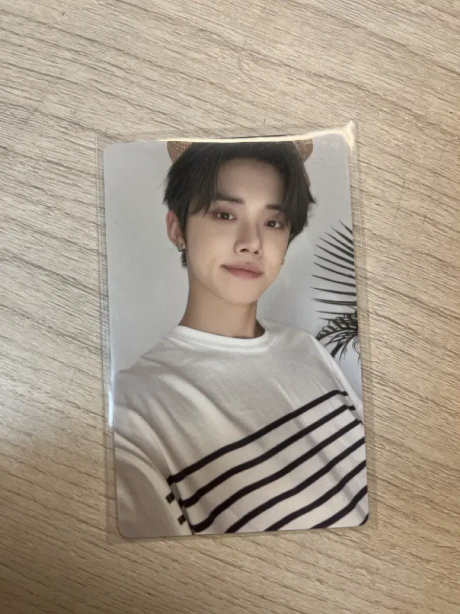 TXT 2023 season's greetings Home yeonjun photocard sell WTS