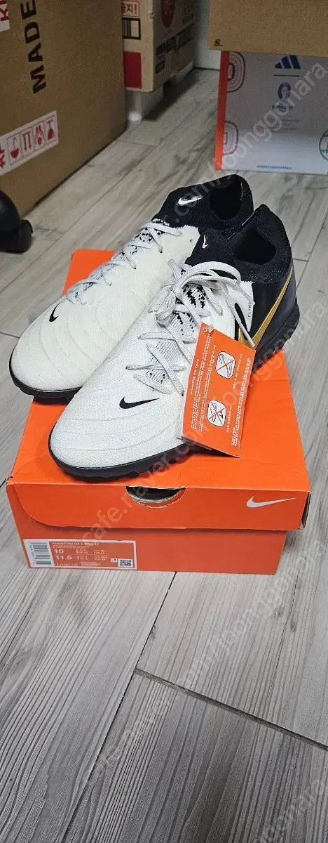 NIKE PHANTOM GX II PRO TF 275 팝니다.119,0