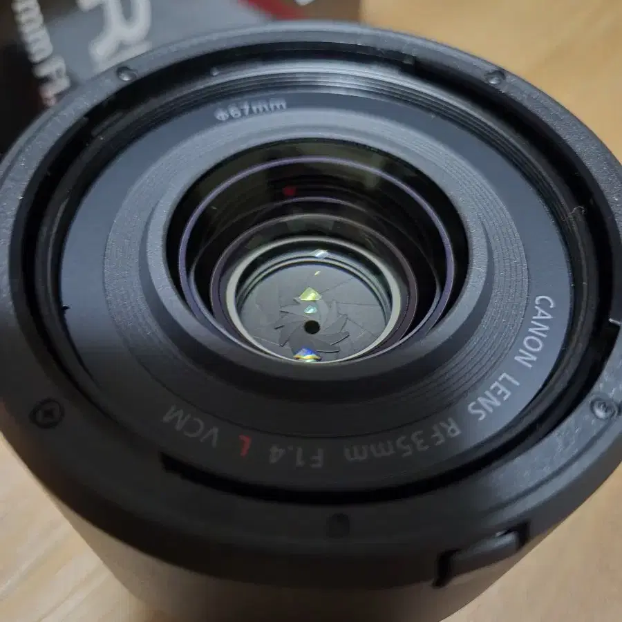 RF35mm F1.4 L VCM