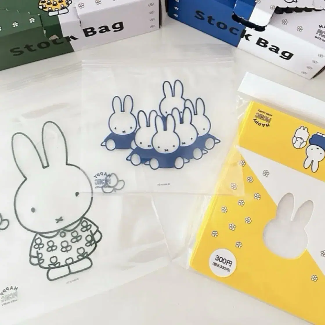 [새상품] 일본 miffy 미피 지퍼백 M,S 사이즈