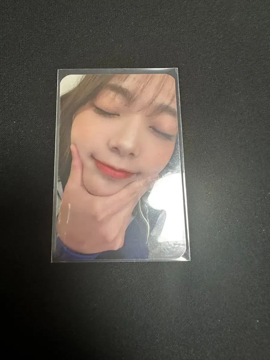 QWER siyeon pop up Photocard