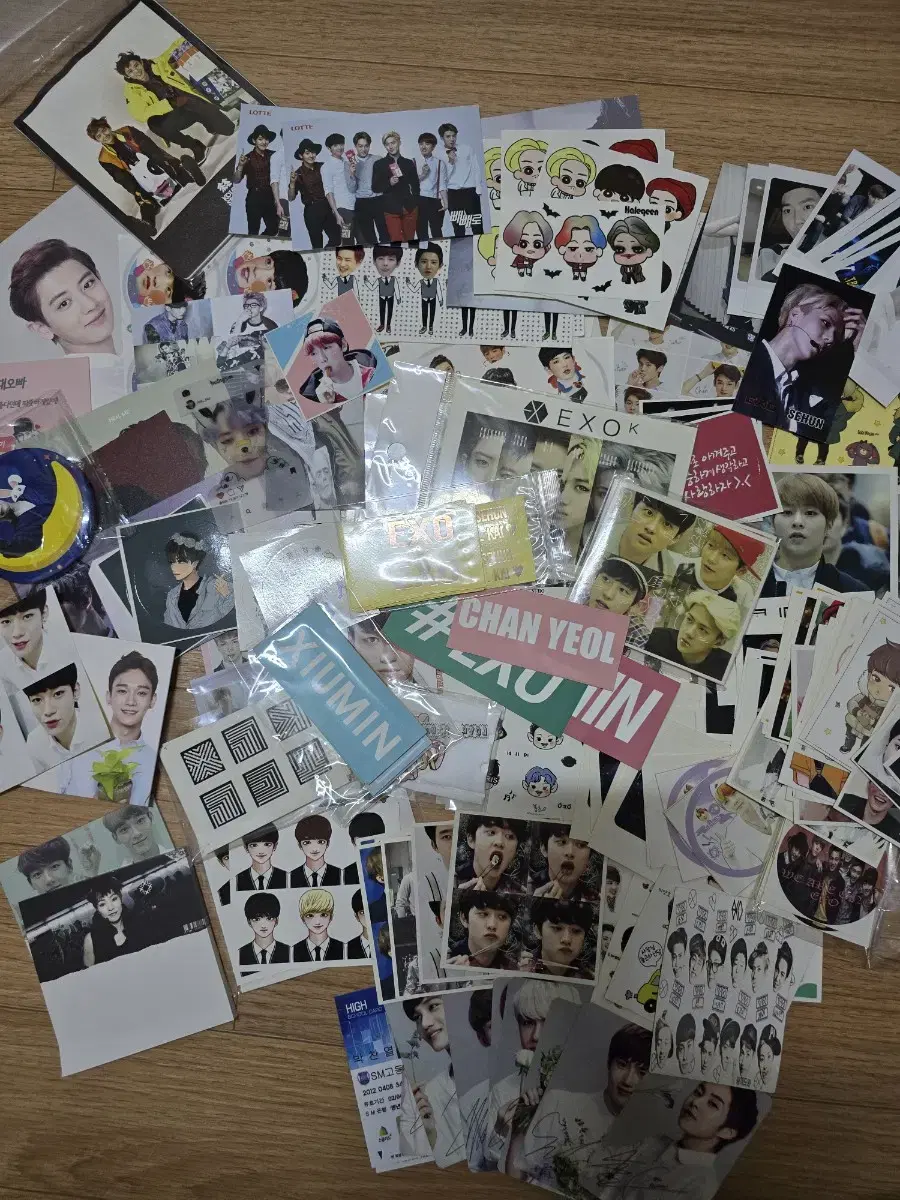 Exo unofficial goods unofficial goods wts (power album component bonus)