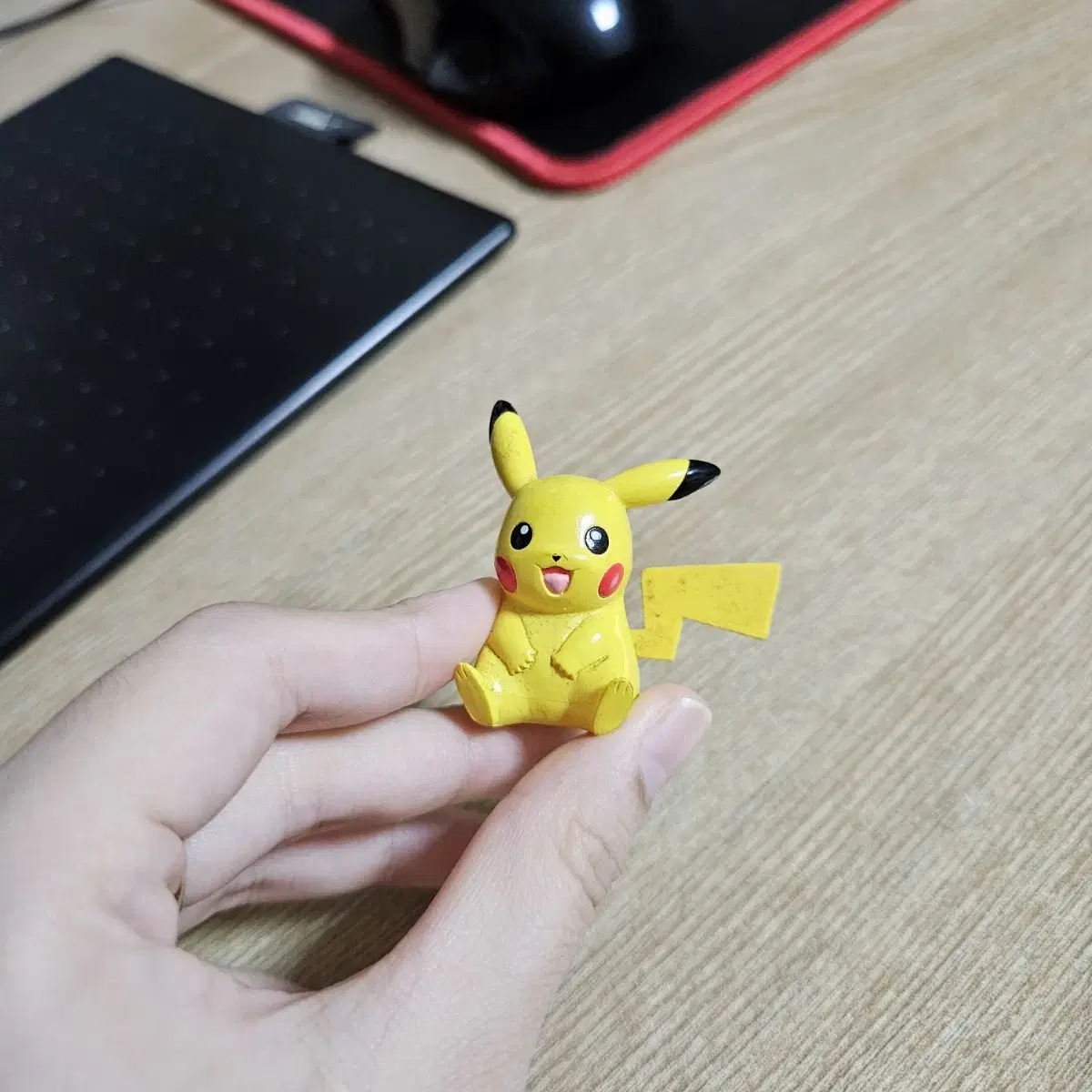 Pikachu Monkore Figures