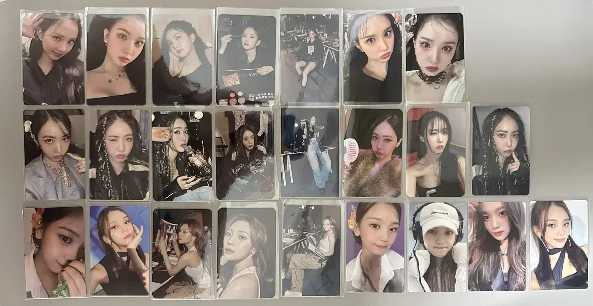 Viviz Pull-Ups photocard WTS