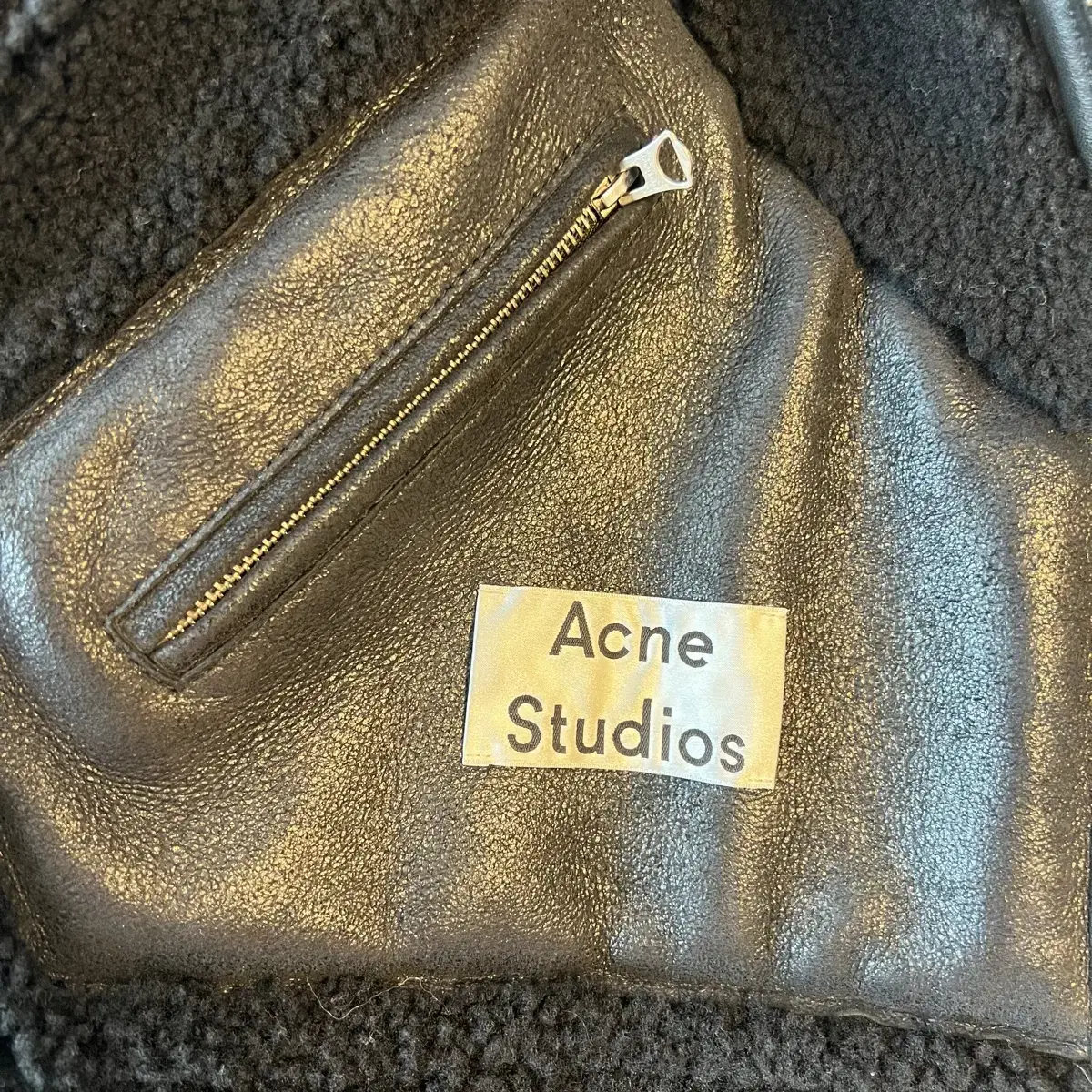 [52] Acne Studios 아크네스튜디오 이안 무스탕