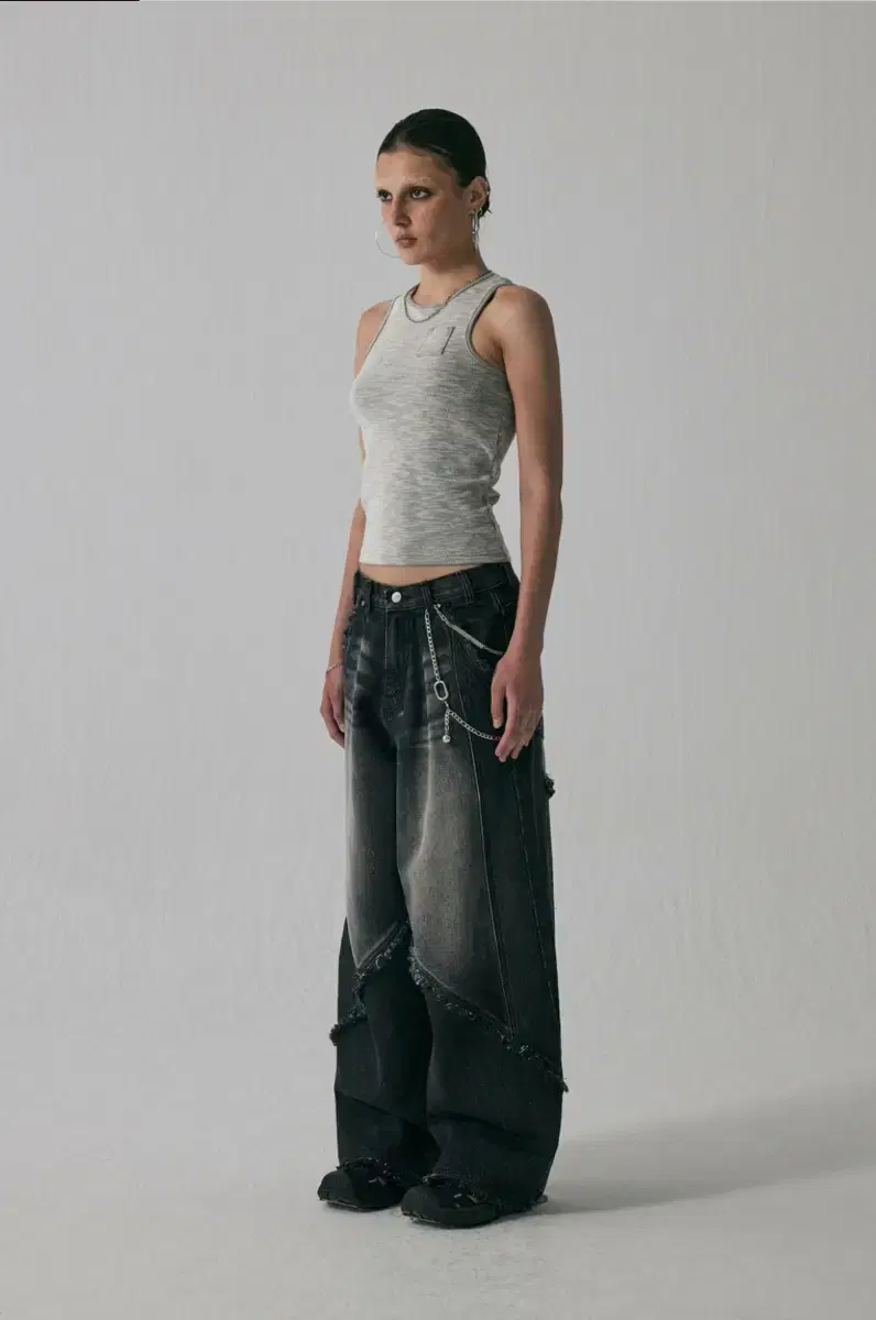 <급처>트리밍버드 Washed Pocket Sleeveless Gray