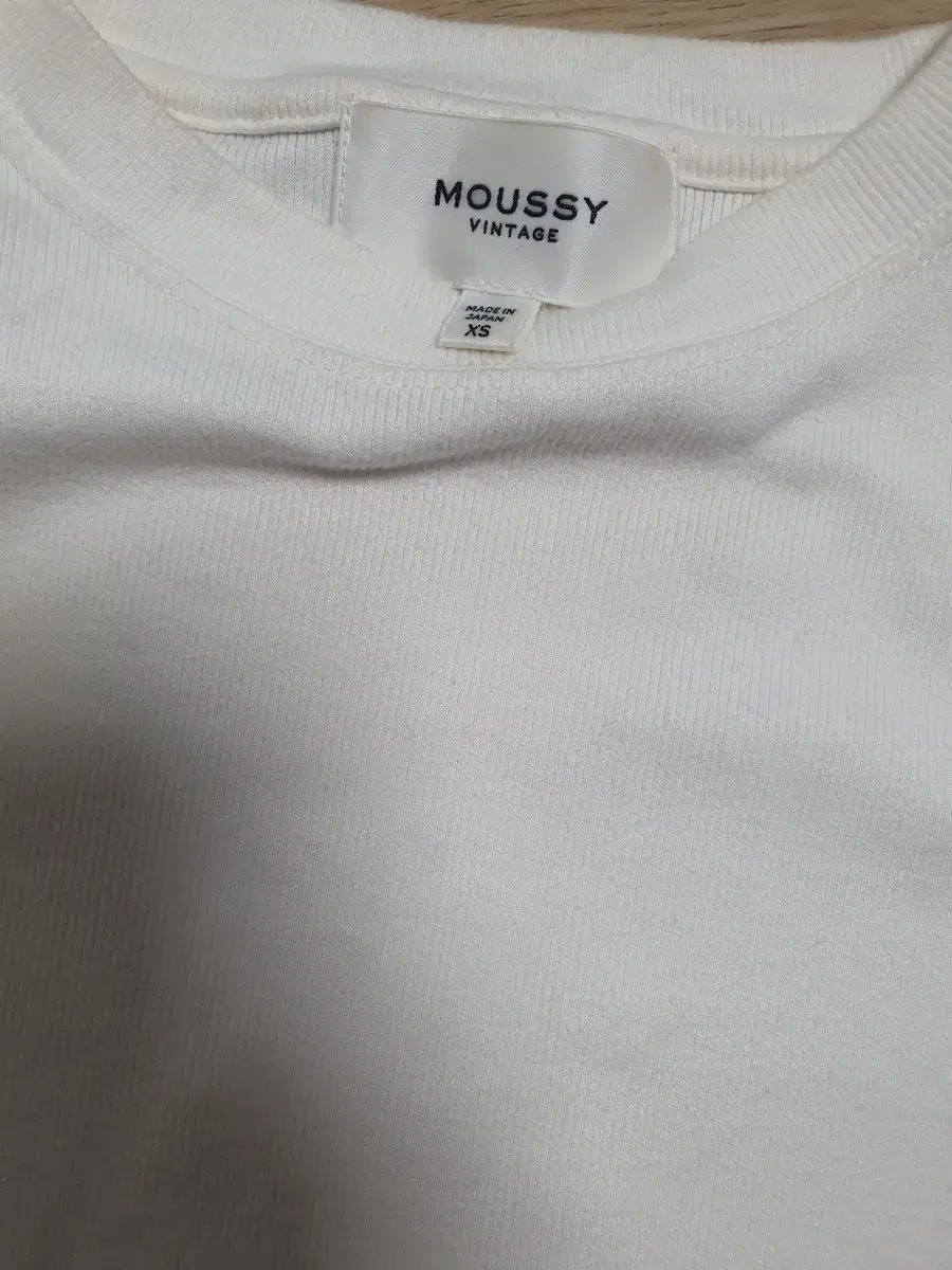 MOUSSY VINTAGE 반팔티셔츠 85사이즈