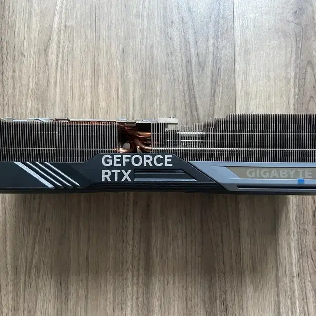 Gigabyte RTX4090, RTX4080 Gaming OC 방열판