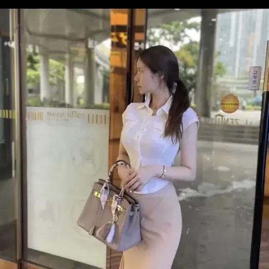 민소매 카라 셔츠