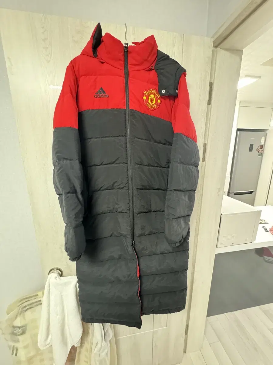 Manchester United long padded jacket for sale