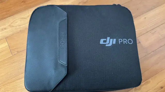 DJI RS2 PRO COMBO 판매합니다