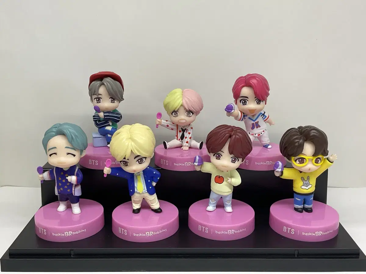 Bangtan Vera Figures