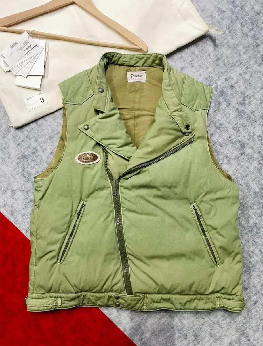 [3]Bizbeam22SS Strabler Down VestStrabler Vest