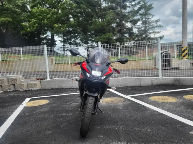 19년식 gsxr125 판매합니다.