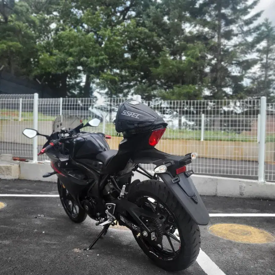 19년식 gsxr125 판매합니다.