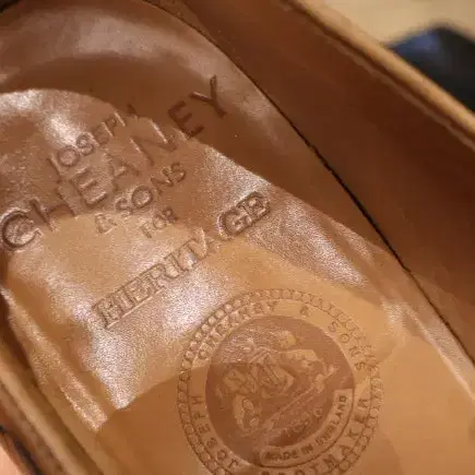 CHEANEY&SONS/치니앤선스/테슬로퍼/브라운/UK6/250