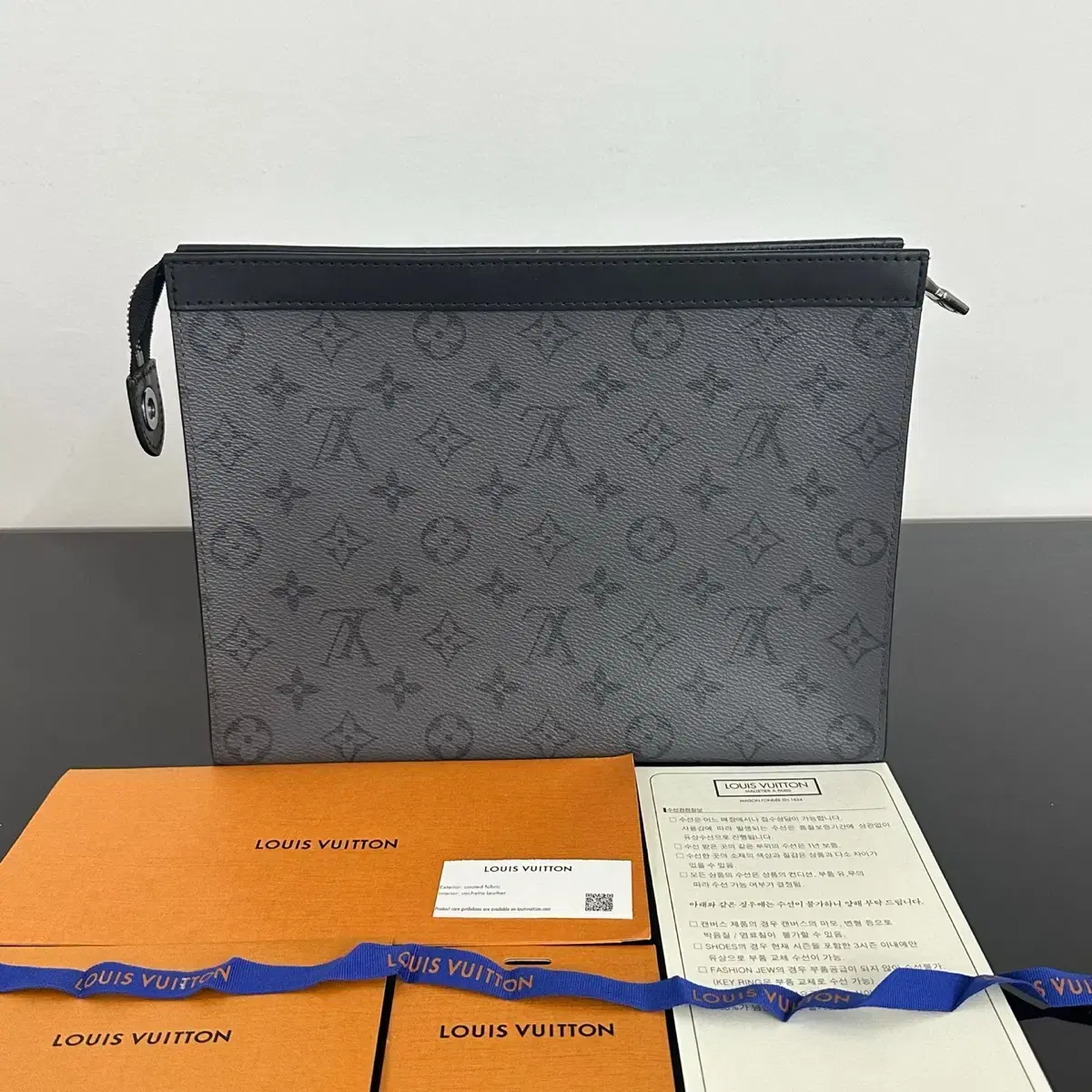 [S-Class] Louis Vuitton Eclipse Reverse Pochette Voyage Clutch Bag