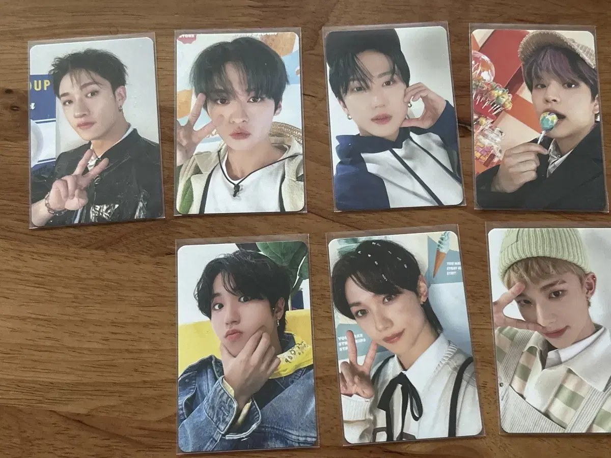 2023 skz seasons greetings photocard Sell in bulk