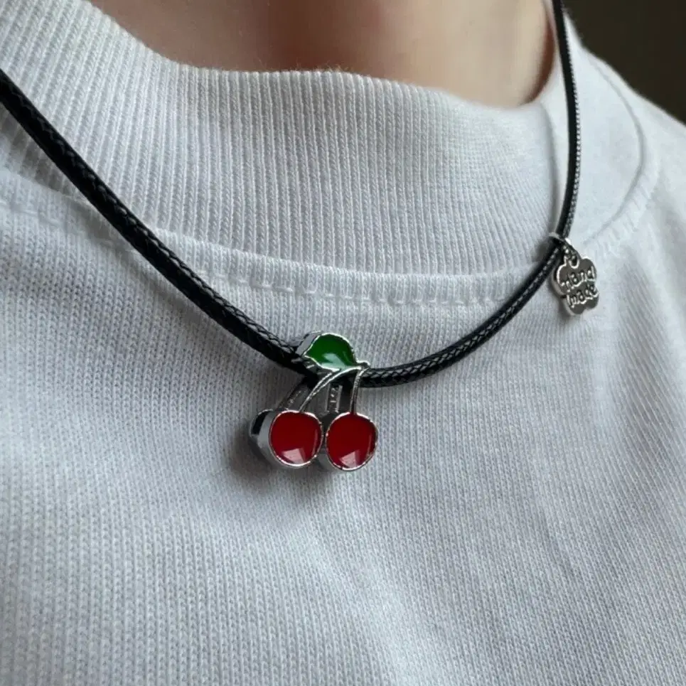 여름한정 체리 {Silver Leather Cherry Necklace}