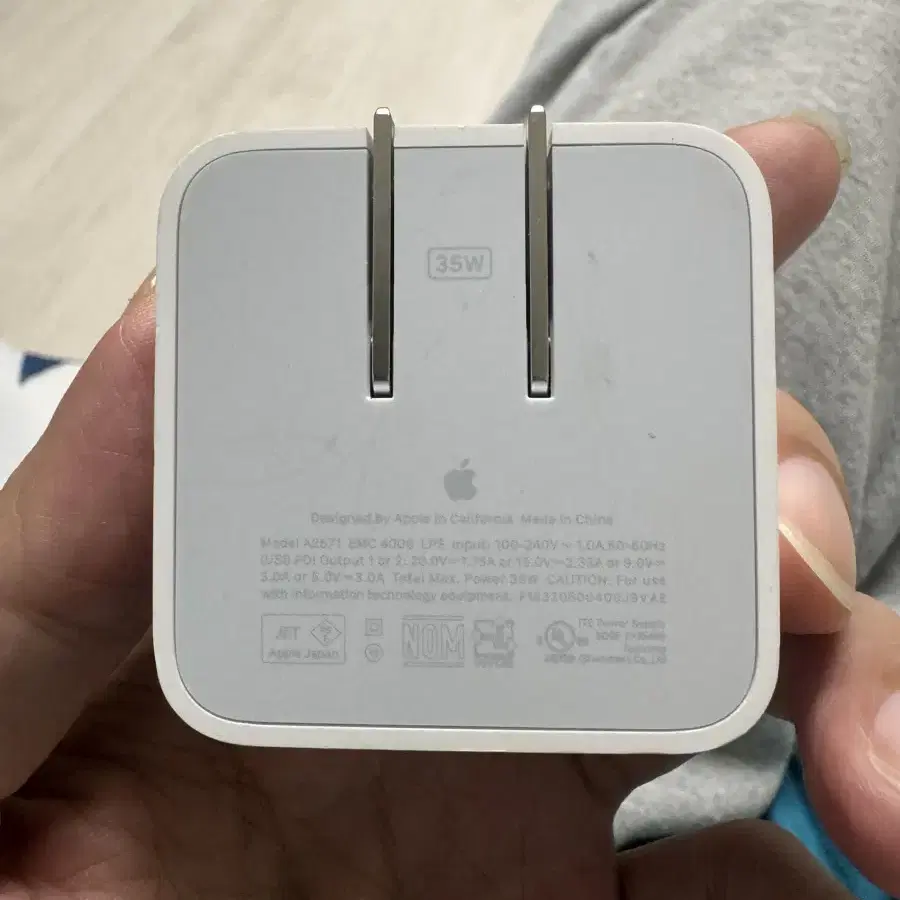 애플 35W 듀얼 usb-c 콤팩트 충전기