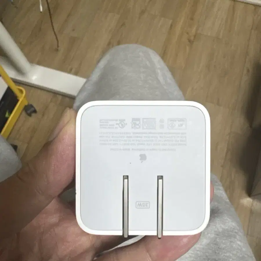 애플 35W 듀얼 usb-c 콤팩트 충전기