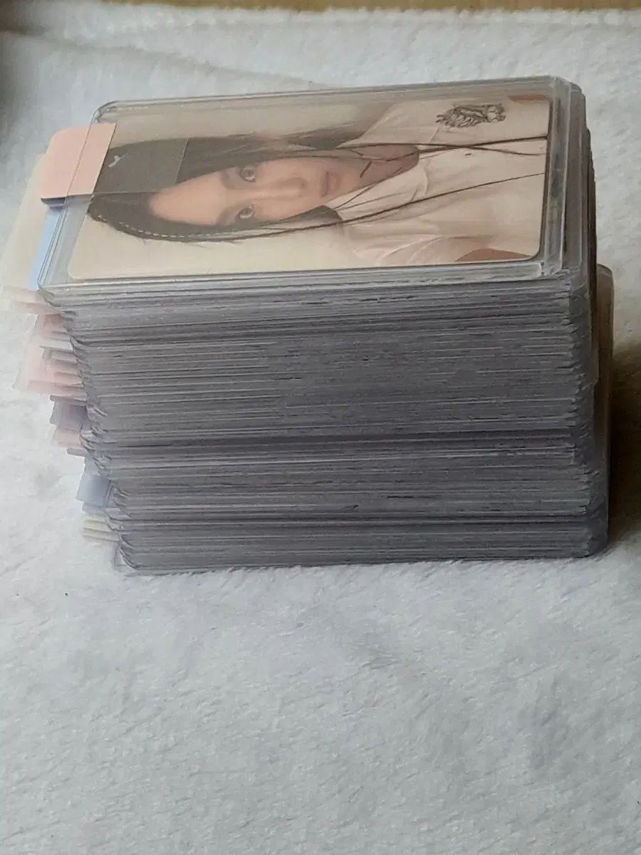 New Jeans Random Photocards