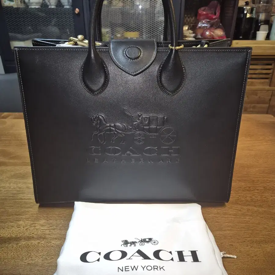 COACH 코치 핸드백 (새제품) 토드백 35 CR684 B4/BK