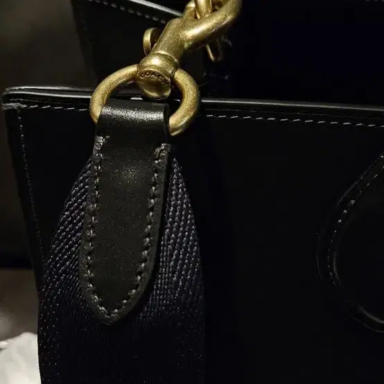 COACH 코치 핸드백 (새제품) 토드백 35 CR684 B4/BK