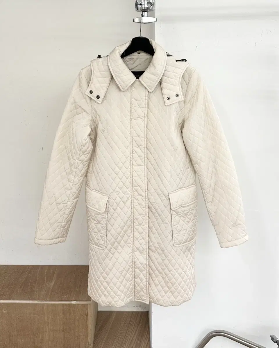 Burberry Ivory Beige Quilted Polyamide Long Jacket