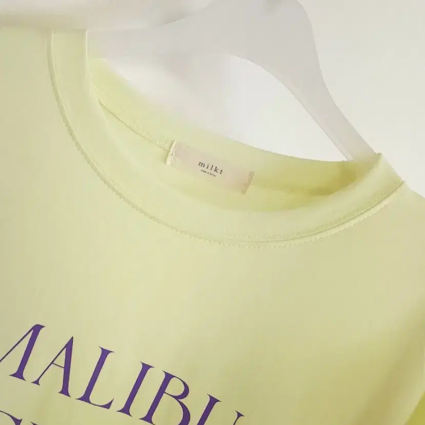 Malibu 반팔 티셔츠 새상품