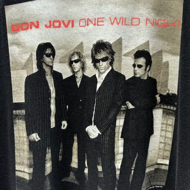 빈티지 bon jovi 2001 투어 밴드 티셔츠