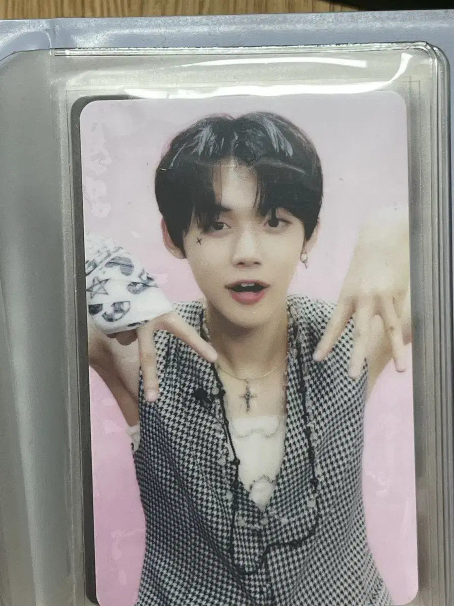 Tuvatu Deikon Mini Edition yeonjun photocard WTS