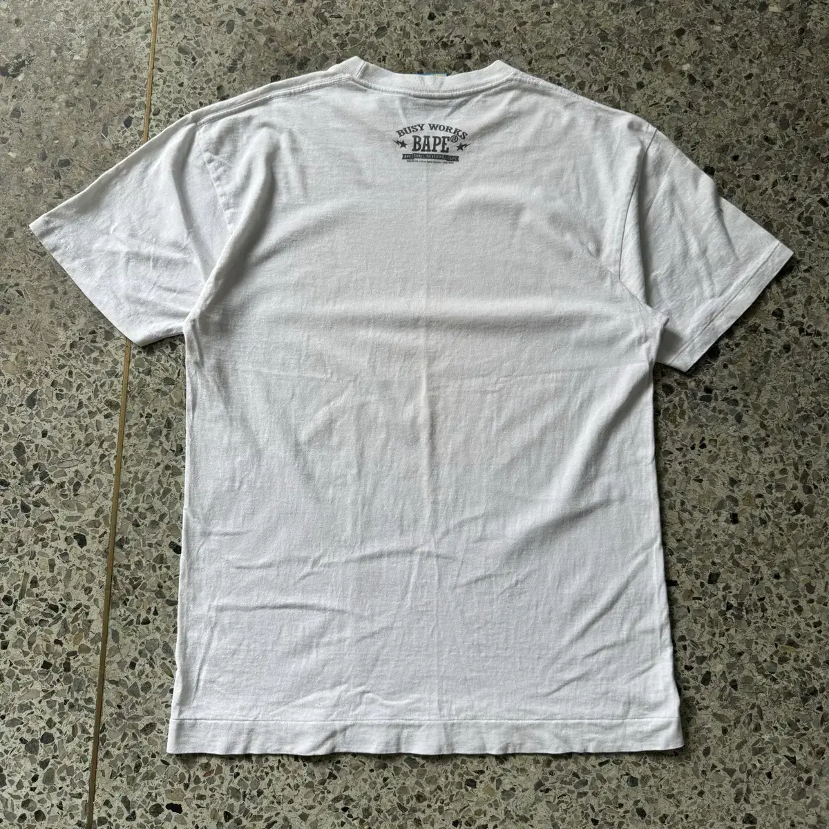 [L] Bape Busy Works 로고 반팔티