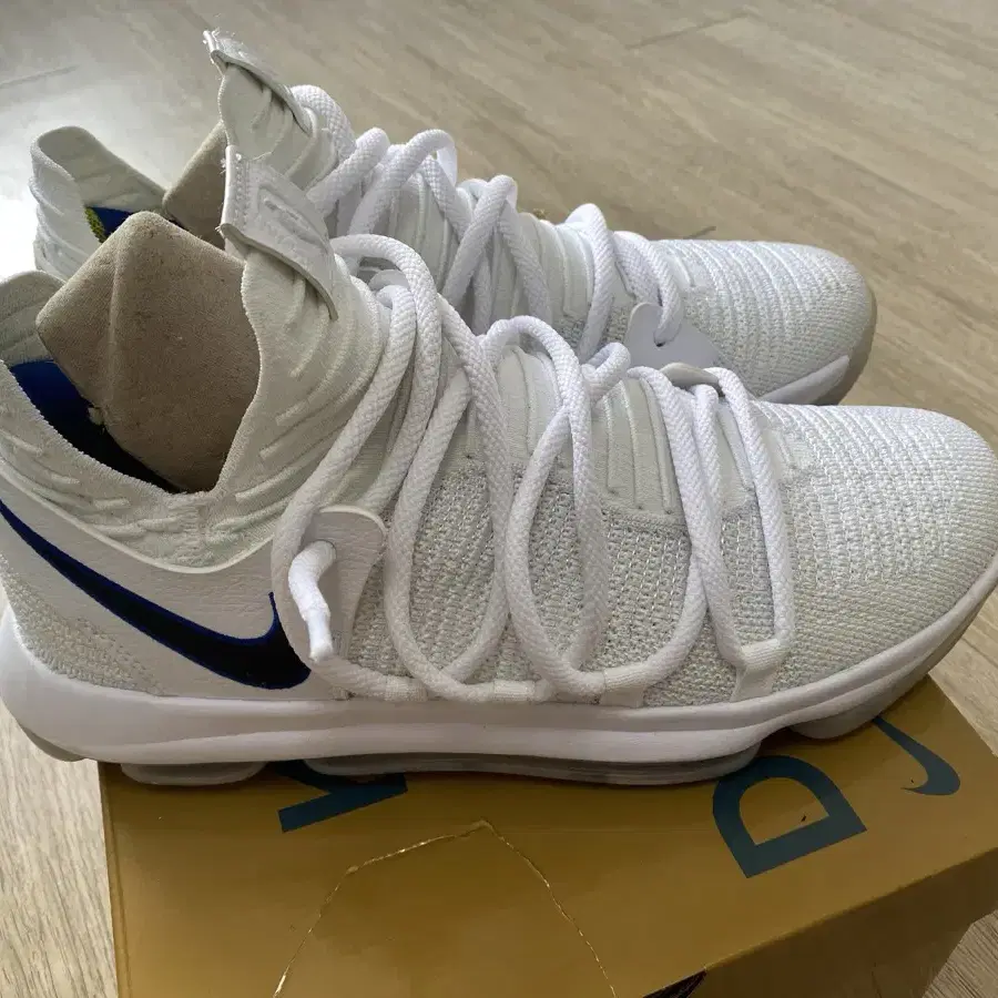 나이키 ZOOM KD10