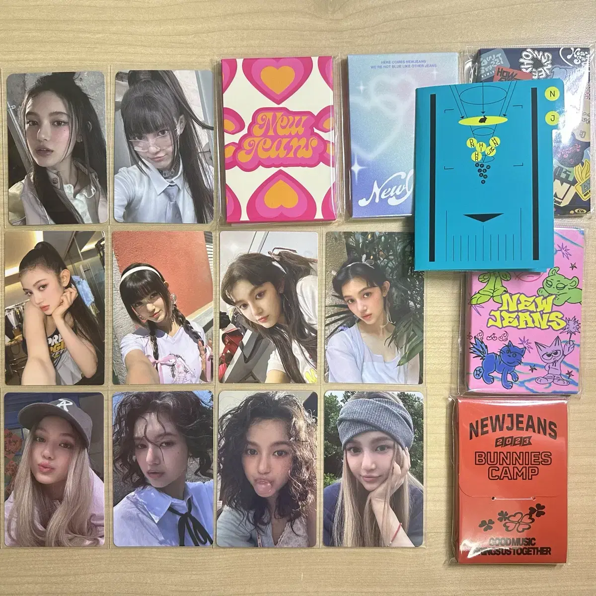 New Jeans photocard Dani photocard pops up, Chapter 2, Volume 12 bulk sells.