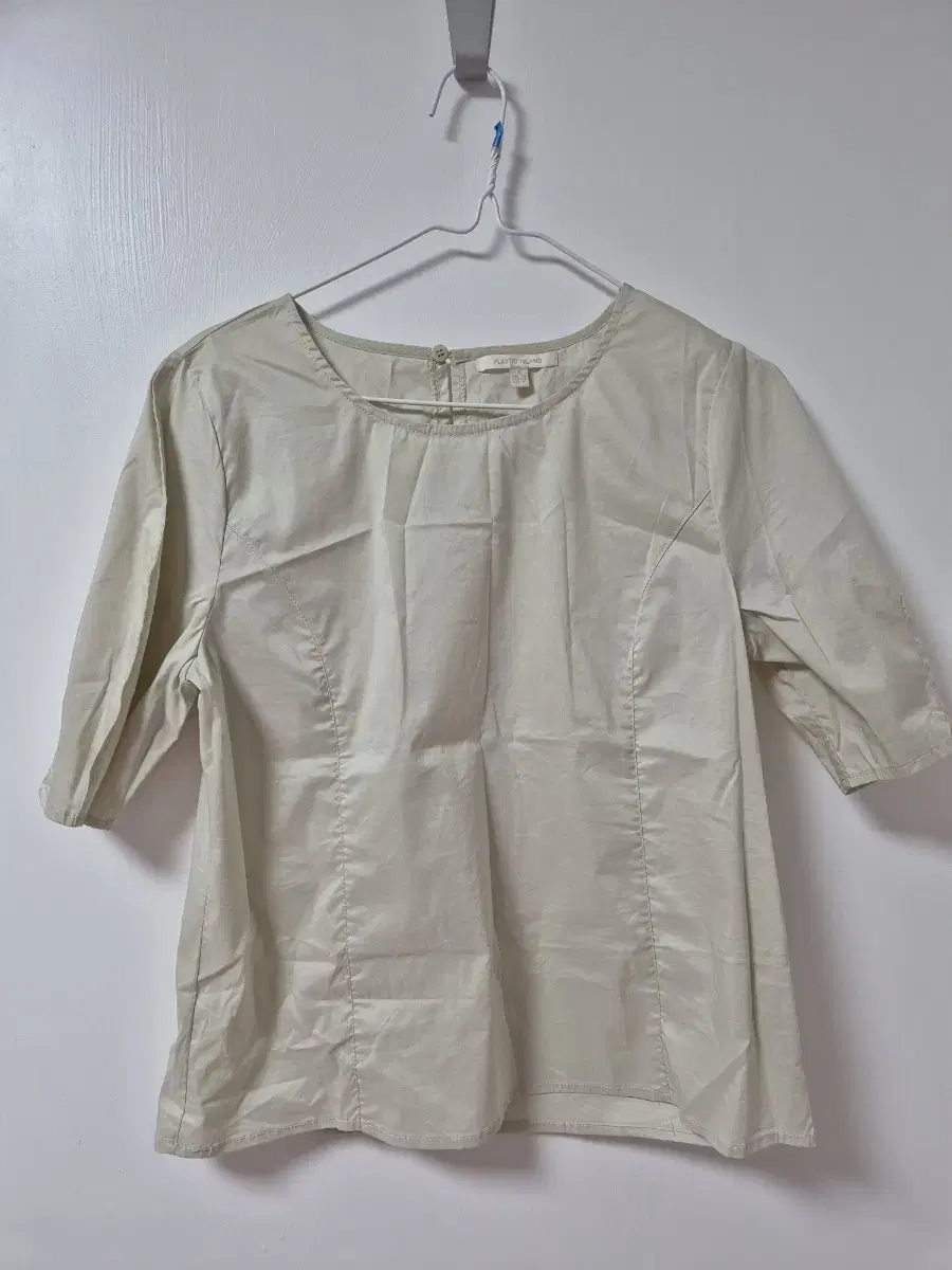 Plastic Island Short-sleeved blouse size 55