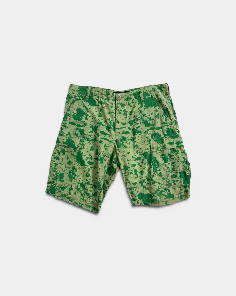 vintage camo cargo shorts