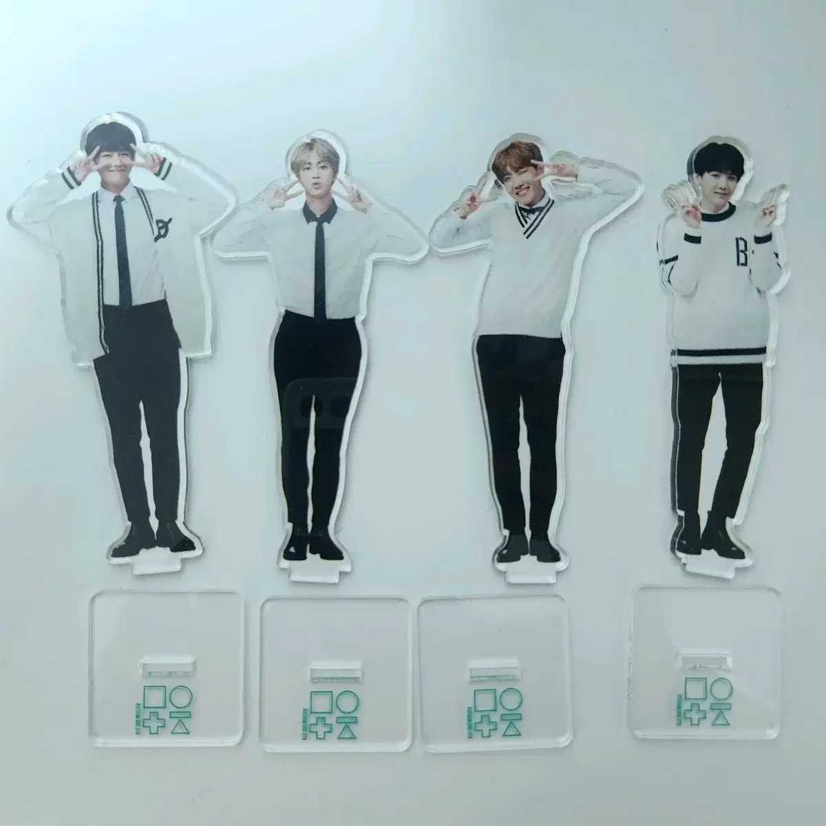 Muster3 Acrylic Stand