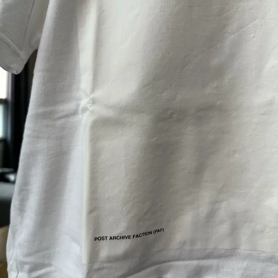 포스트 아카이브 팩션 SEOUL TEE CENTER (WHITE) 라지