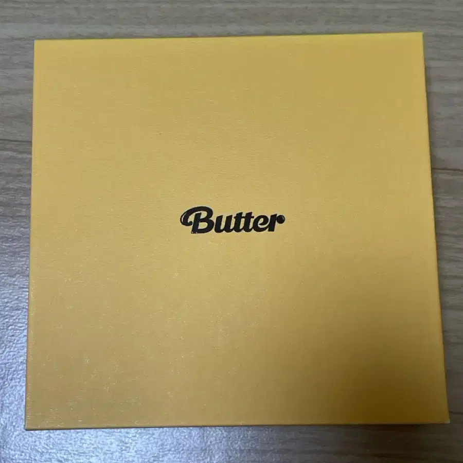 버터 BUTTER 방탄소년단 앨범 노랑색