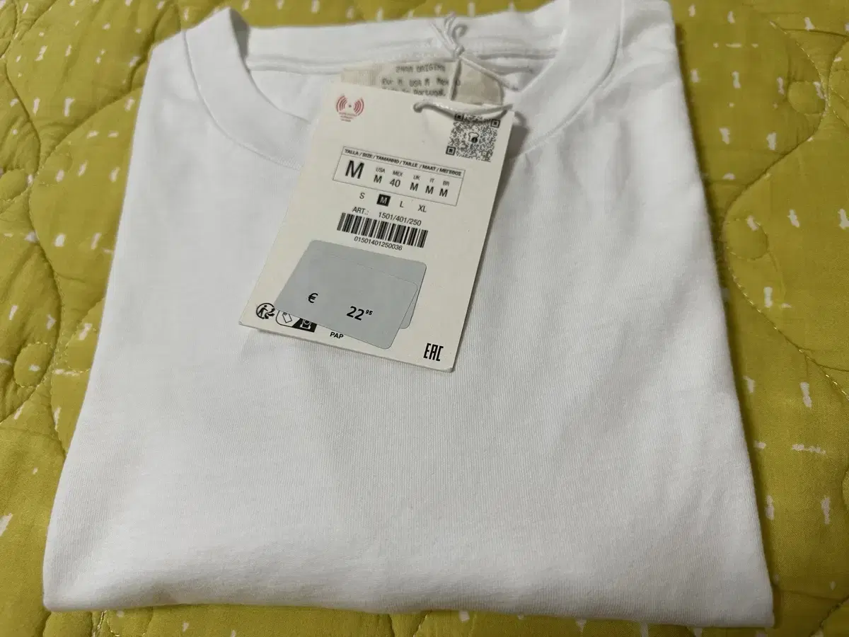 Zara Origins white slim fit t-shirt sells in size M.